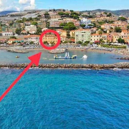 Casa Nana Apartment Santo Stefano al Mare Luaran gambar